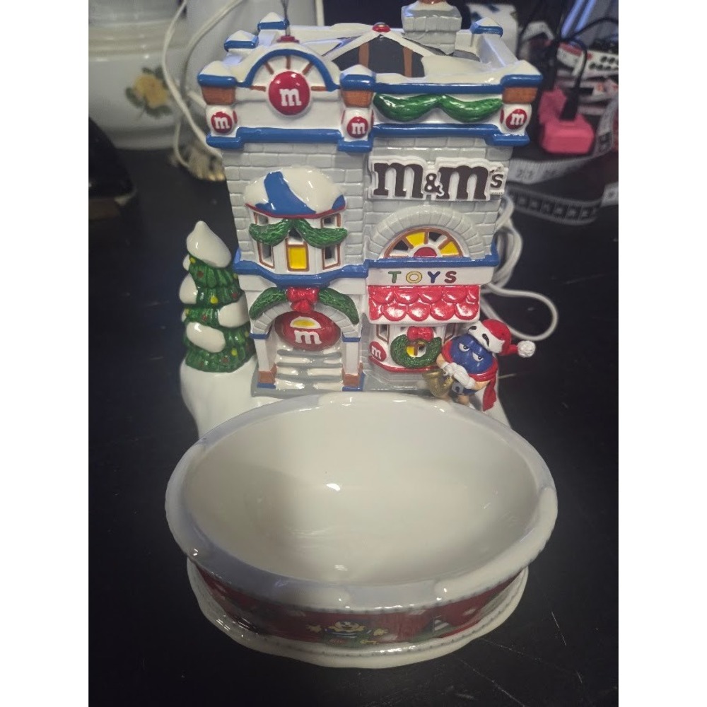 M&M's Christmas Village Light Up Toy Shop Candy Dish Ceramic Figurine Holiday
